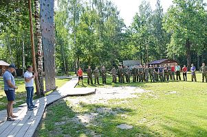 80 приборостроителей приняли участие в турнире по пейнтболу